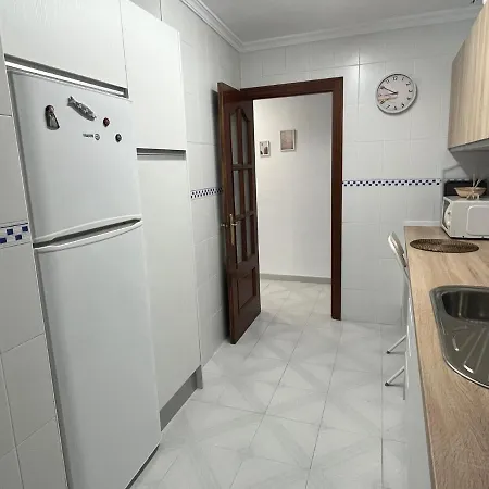 Practico Y Comodo Apartamento. Apartment *
